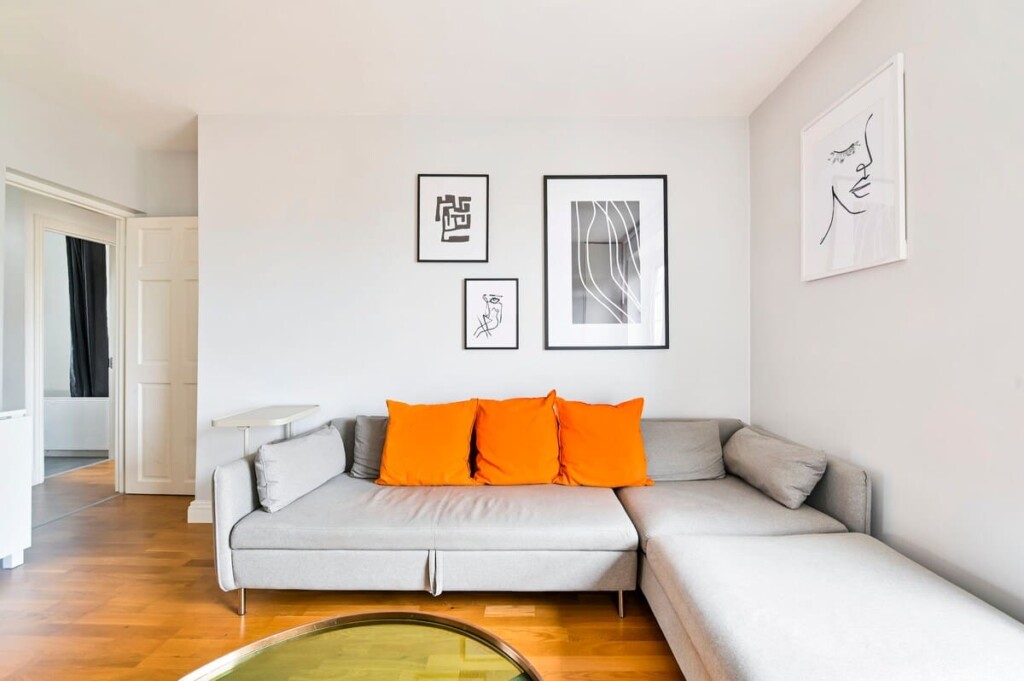 8b444005 b5f2 46 wL5Di