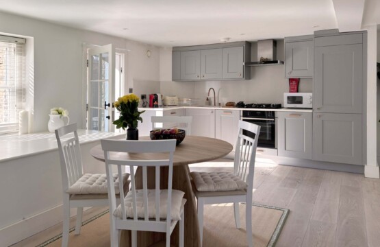 rphivfvkcbhhihhwcjys