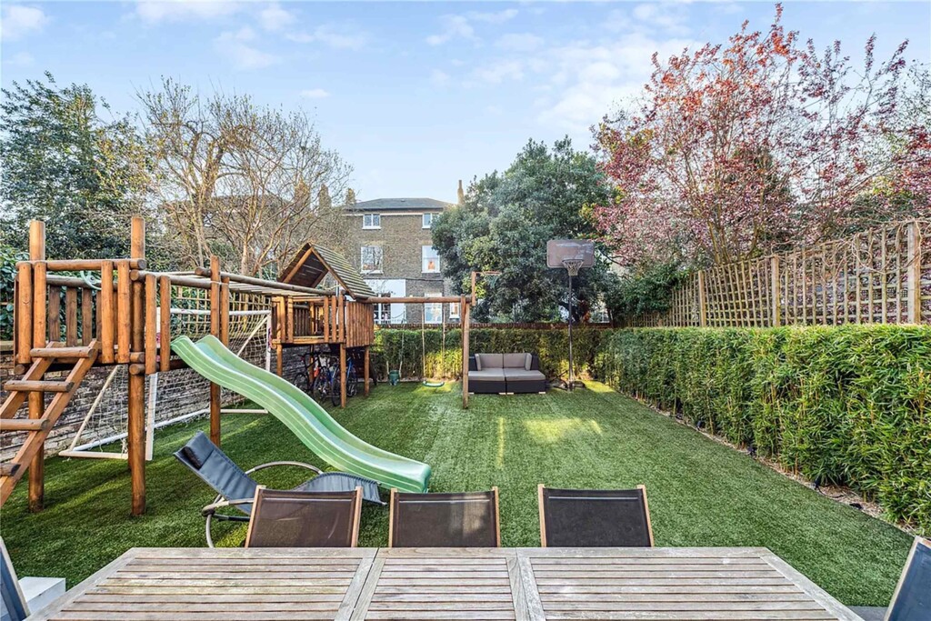 eb8i5i81ipcnugrcerks