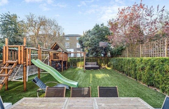 eb8i5i81ipcnugrcerks