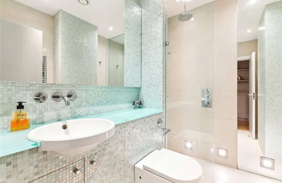 sreff1sf44dmv5aezm0q