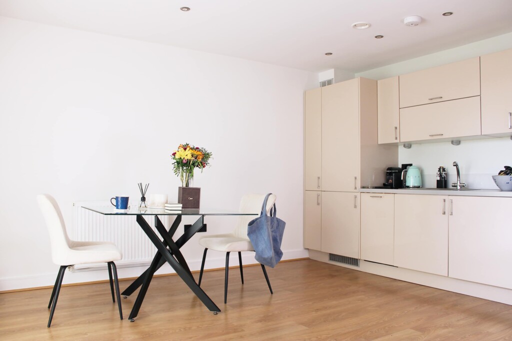 bvmqi1faoamhgwrl534c