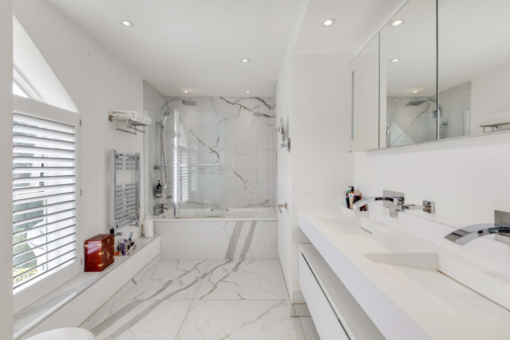 gqb3tztbaasrwf6wqd1n